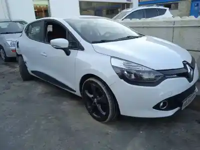 Vehículo de desguace RENAULT CLIO IV Authentique del año 2014 con motor K9K612