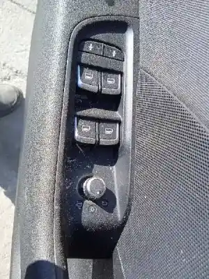 Veicolo di demolizione audi a3 sportback (8va, 8vf) 2.0 tdi dell'anno 2016 alimentato crlb