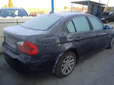 Veicolo di demolizione bmw serie 3 berlina (e90) 320d dell'anno 2006 alimentato 204d4