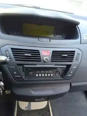 Veicolo di demolizione citroen c4 grand picasso exclusive dell'anno 2008 alimentato rhj