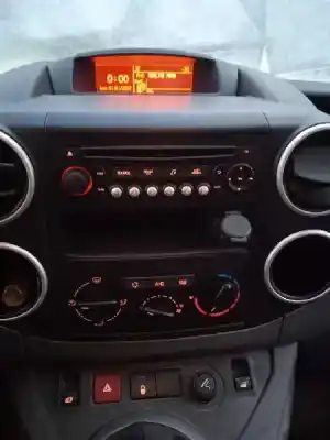 Veículo de Sucata citroen berlingo station wagon live edition do ano 2016 alimentado bh02