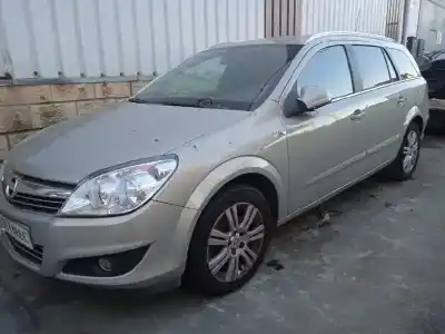 Vehículo de desguace OPEL ASTRA H CARAVAN Cosmo del año 2009 con motor Z17DTR