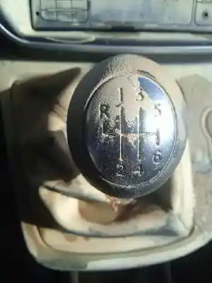 Veicolo di demolizione renault kangoo 1.5 dci diesel fap dell'anno 2014 alimentato k9k636