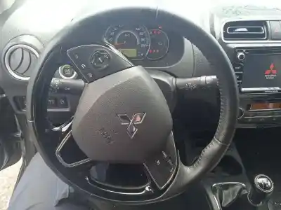 Здавання транспортного засобу mitsubishi space star (a00) kaiteki року 2019 потужний 3a92