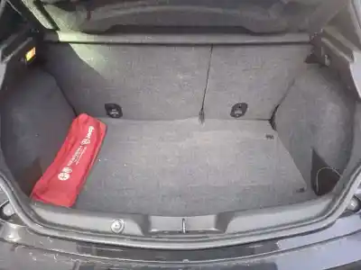 Veículo de Sucata alfa romeo giulietta (191) distinctive do ano 2011 alimentado 940a5000