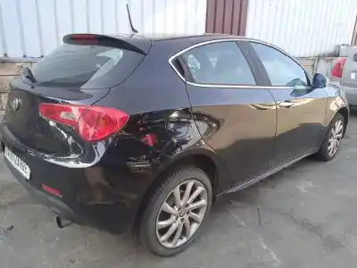 Veículo de Sucata alfa romeo giulietta (191) distinctive do ano 2011 alimentado 940a5000