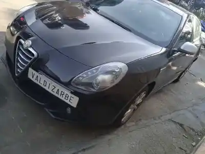 Veículo de Sucata alfa romeo giulietta (191) distinctive do ano 2011 alimentado 940a5000