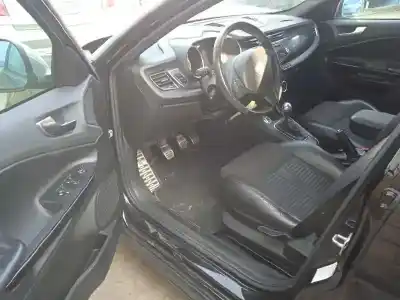 Veículo de Sucata alfa romeo giulietta (191) distinctive do ano 2011 alimentado 940a5000