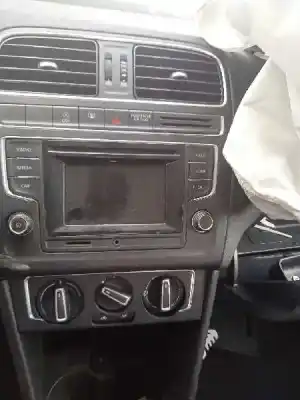 Veículo de Sucata volkswagen polo (6c1) sport bluemotion do ano 2014 alimentado cusb