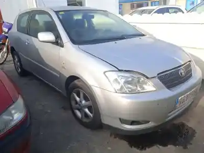 Veículo de Sucata TOYOTA COROLLA (_E12_) 2.0 D-4D (CDE120R_ CDE120L_) do ano 2004 alimentado 1CDFTV