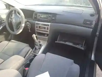 Scrapping Vehicle toyota corolla (_e12_) 2.0 d-4d (cde120r_ cde120l_) of the year 2004 powered 1cdftv