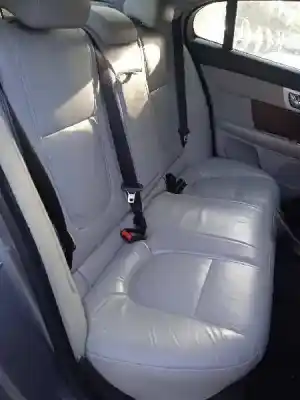 Veículo de Sucata jaguar xf i (x250) 2.2 d do ano 2013 alimentado 224dt