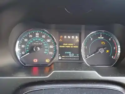 Veículo de Sucata jaguar xf i (x250) 2.2 d do ano 2013 alimentado 224dt