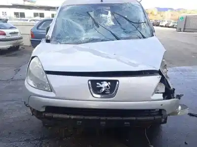 Veículo de Sucata peugeot partner kasten confort pack l2 do ano 2011 alimentado 9h02