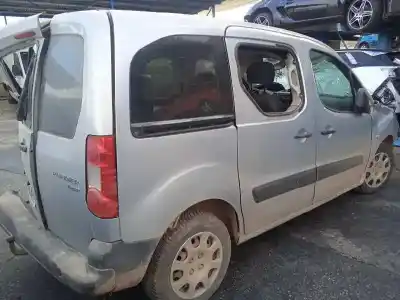 Veículo de Sucata peugeot partner kasten confort pack l2 do ano 2011 alimentado 9h02