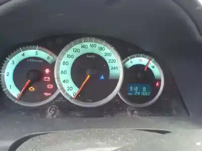 Veículo de Sucata toyota corolla verso (r1) 2.2 d-4d sport do ano 2006 alimentado 2adfhv