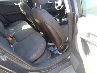 Véhicule à la ferraille audi a3 sportback (8p) 2.0 tdi ambiente de l'année 2008 alimenté bkd