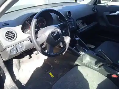 Véhicule à la ferraille audi a3 sportback (8p) 2.0 tdi ambiente de l'année 2008 alimenté bkd