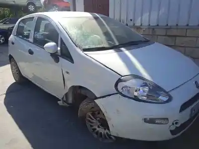 Veículo de Sucata FIAT PUNTO (199) Easy do ano 2015 alimentado 199A9000