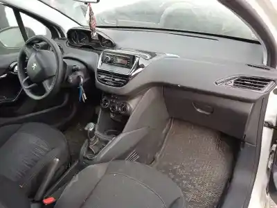 Veículo de Sucata peugeot 208 i (ca_, cc_) 1.6 hdi / bluehdi 75 do ano 2016 alimentado bhw