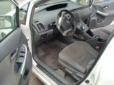 Здавання транспортного засобу toyota prius (nhw30) plug-in hybrid advance року 2012 потужний 2zr