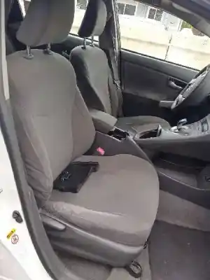Здавання транспортного засобу toyota prius (nhw30) plug-in hybrid advance року 2012 потужний 2zr