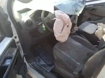 Sloopvoertuig peugeot bipper 1.4 hdi van het jaar 2009 aangedreven 8hs