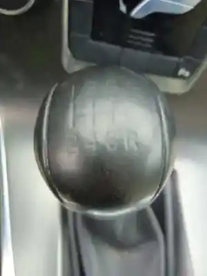 Veículo de Sucata volvo v60 kombi 2.0 diesel cat do ano 2011 alimentado d5204t2