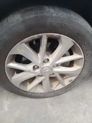 Scrapping Vehicle toyota auris active of the year 2013 powered 1zr