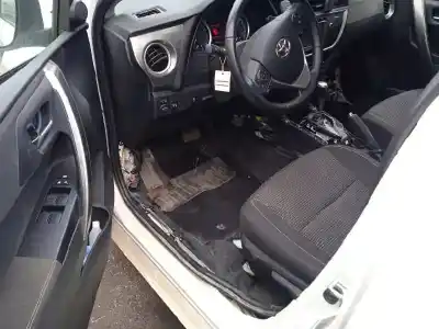 Scrapping Vehicle toyota auris active of the year 2013 powered 1zr
