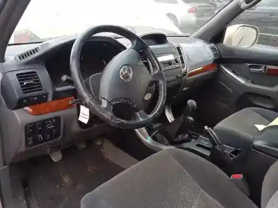 Veículo de Sucata toyota land cruiser (j12) 3.0 d4-d vxl do ano 2007 alimentado 1kdftv