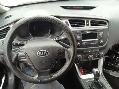 Здавання транспортного засобу kia cee´d 1.6 crdi cat року 2014 потужний d4fb