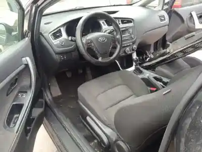 Здавання транспортного засобу kia cee´d 1.6 crdi cat року 2014 потужний d4fb