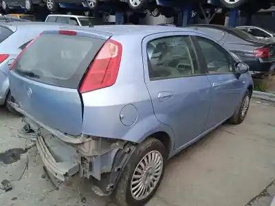 Veículo de Sucata fiat grande punto (199) 1.3 16v jtd cat do ano 2006 alimentado 199a2000