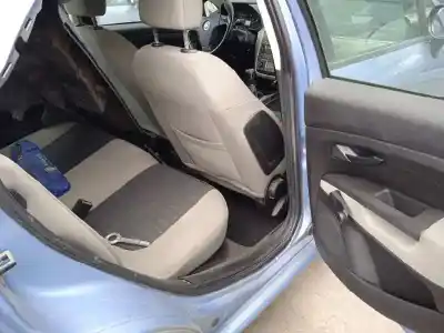 Veículo de Sucata fiat grande punto (199) 1.3 16v jtd cat do ano 2006 alimentado 199a2000