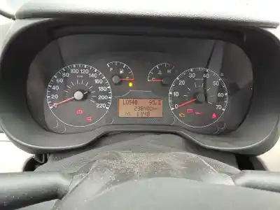 Veículo de Sucata fiat grande punto (199) 1.3 16v jtd cat do ano 2006 alimentado 199a2000