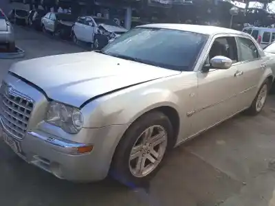 Vehicul casat chrysler 300 c 3.0 crd al anului 2007 alimentat 642982