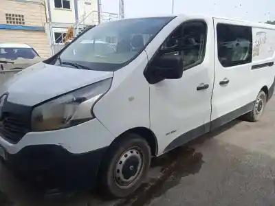 Veículo de Sucata renault trafic combi combi 9 l2h1 2.9t (8/9 plazas) largo do ano 2018 alimentado r9m413