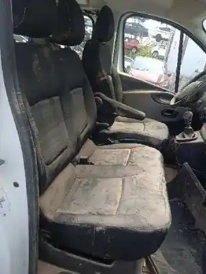 Veículo de Sucata renault trafic combi combi 9 l2h1 2.9t (8/9 plazas) largo do ano 2018 alimentado r9m413