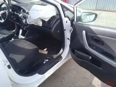 Veículo de Sucata kia pro cee´d (jd) 1.4 crdi 90 do ano 2017 alimentado d4fc