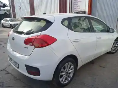 Veículo de Sucata kia pro cee´d (jd) 1.4 crdi 90 do ano 2017 alimentado d4fc