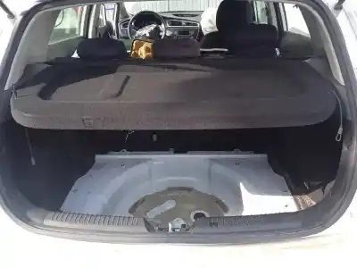 Veículo de Sucata kia pro cee´d (jd) 1.4 crdi 90 do ano 2017 alimentado d4fc