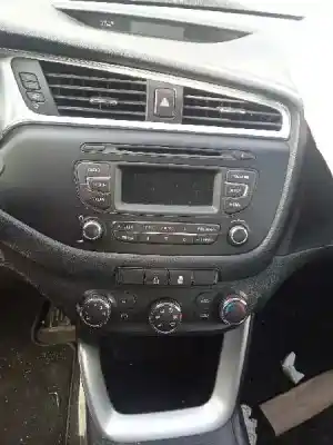 Veículo de Sucata kia pro cee´d (jd) 1.4 crdi 90 do ano 2017 alimentado d4fc