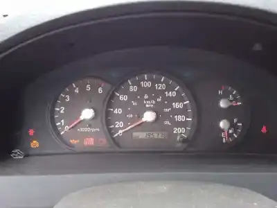 Verschrottungsfahrzeug kia sorento i (jc) 2.5 crdi des jahres 2004 angetrieben d4cb