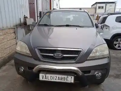 Verschrottungsfahrzeug kia sorento i (jc) 2.5 crdi des jahres 2004 angetrieben d4cb