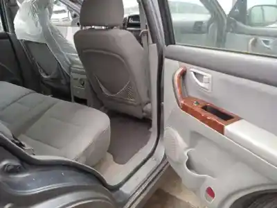 Verschrottungsfahrzeug kia sorento i (jc) 2.5 crdi des jahres 2004 angetrieben d4cb