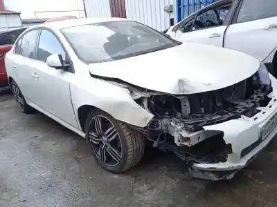 Здавання транспортного засобу RENAULT LATITUDE (L70_) 2.0 dCi 150 (L70H) року 2011 потужний M9R824