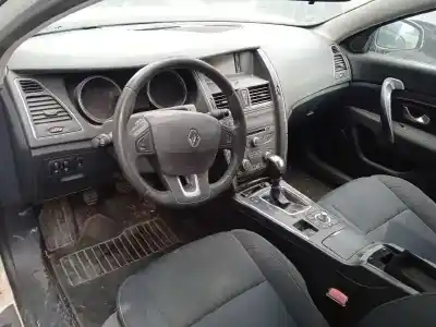 Scrapping Vehicle renault latitude (l70_) 2.0 dci 150 (l70h) of the year 2011 powered m9r824