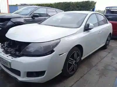 Scrapping Vehicle renault latitude (l70_) 2.0 dci 150 (l70h) of the year 2011 powered m9r824