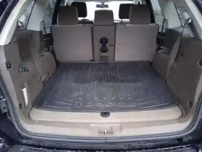 Vehicul casat dodge journey 2.0 crd al anului 2009 alimentat bwd